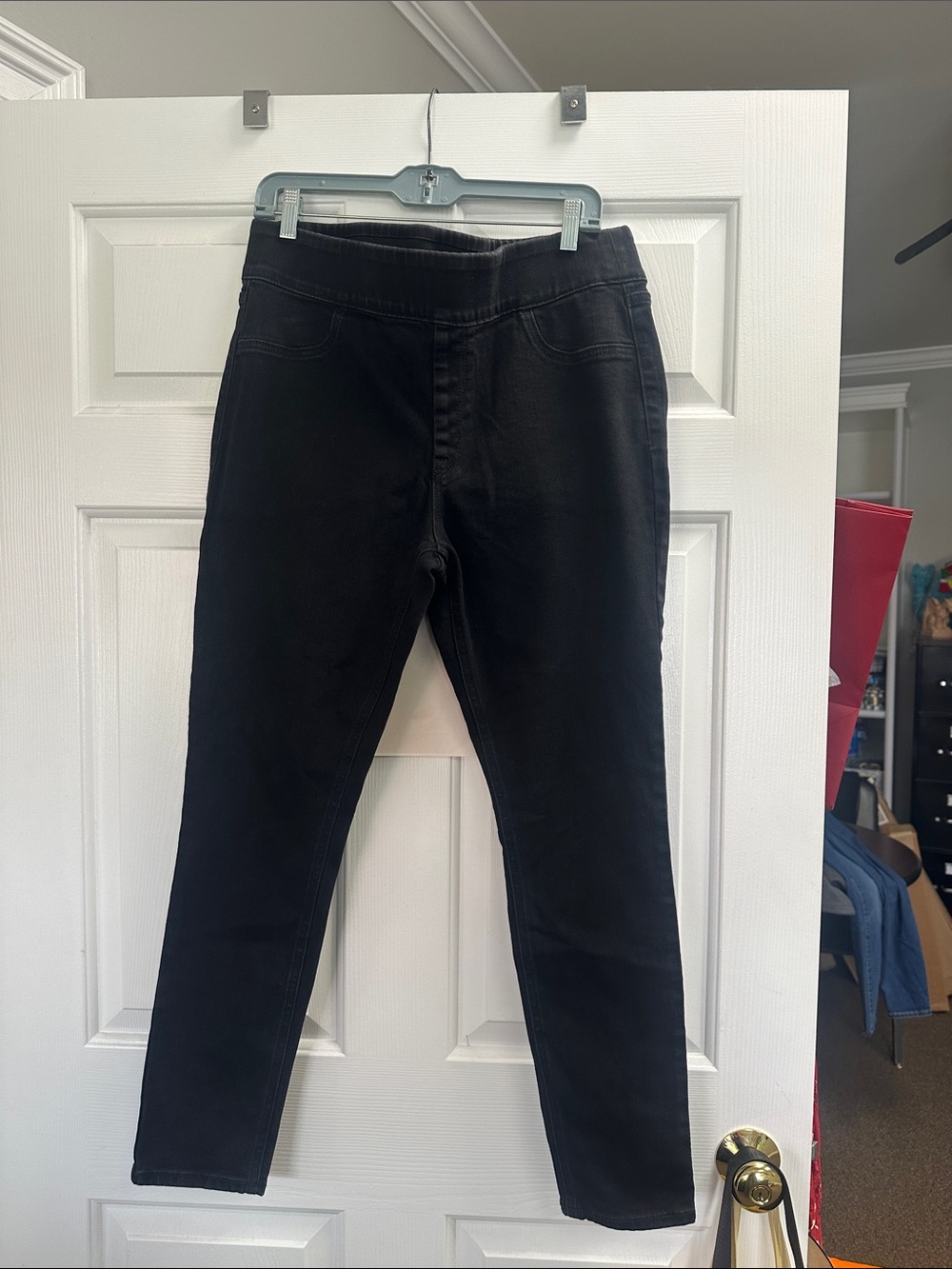 Old Navy Black Skinny Pull-On Jeans